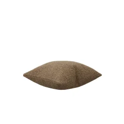Hem Throws And Cushions>Chunky Bouclé