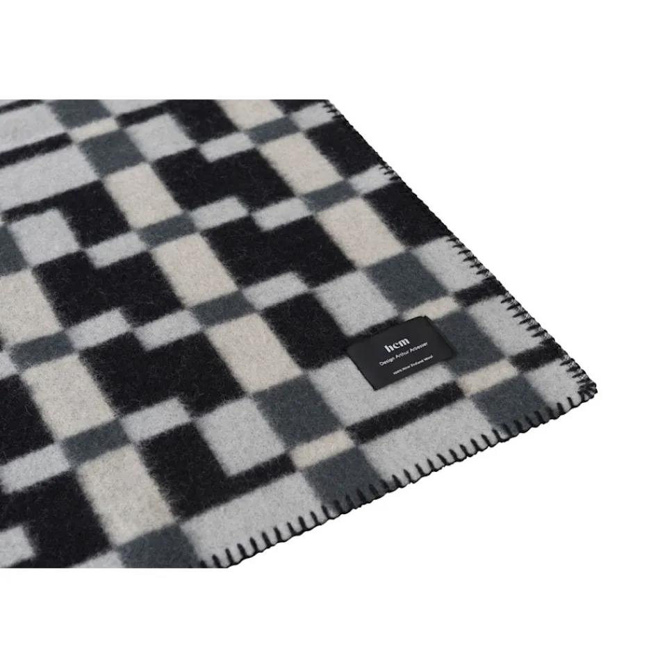 Hem Throws And Cushions>Vienna